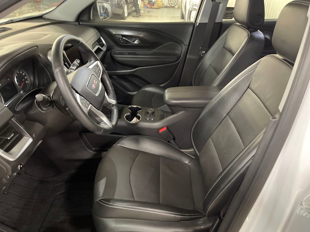 Certified 2023 GMC Terrain SLT w/ Elevation Edition image 9