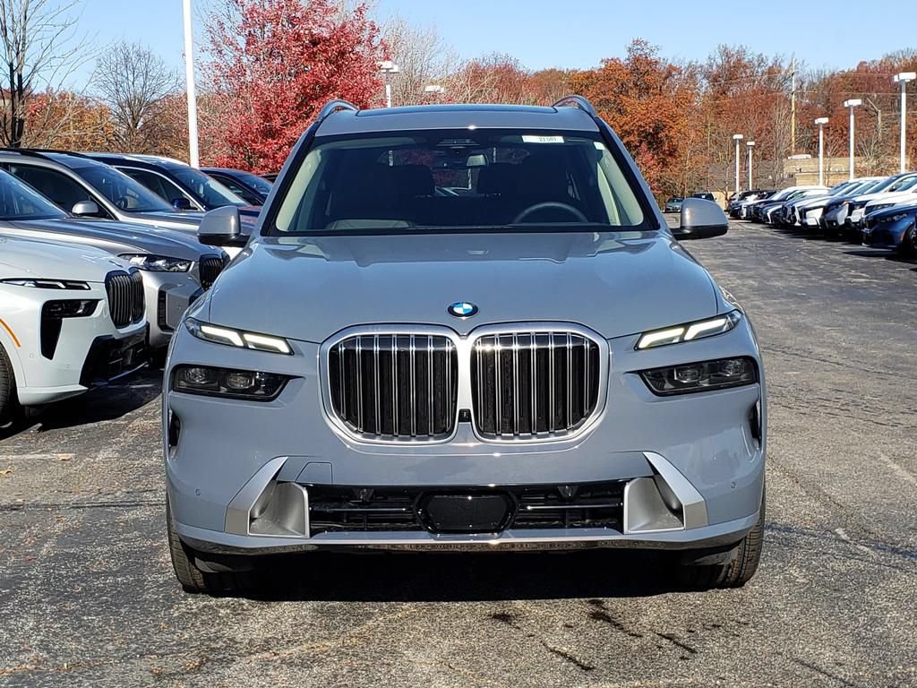New 2026 BMW X7 xDrive40i AWD/4WD image 2