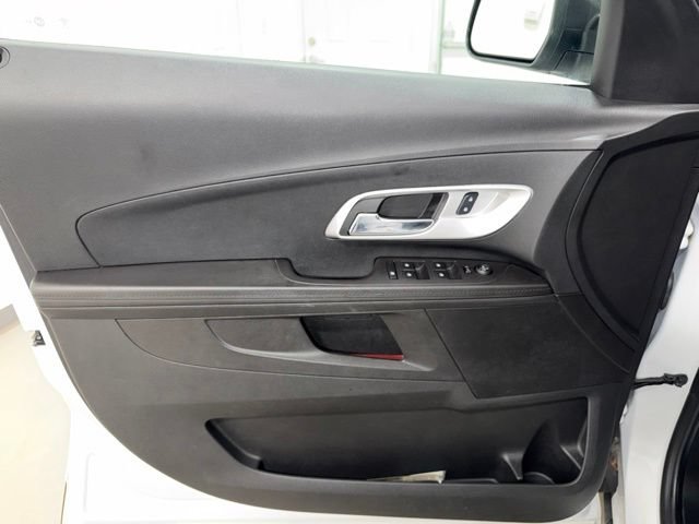 Used 2017 Chevrolet Equinox LS AWD/4WD image 10
