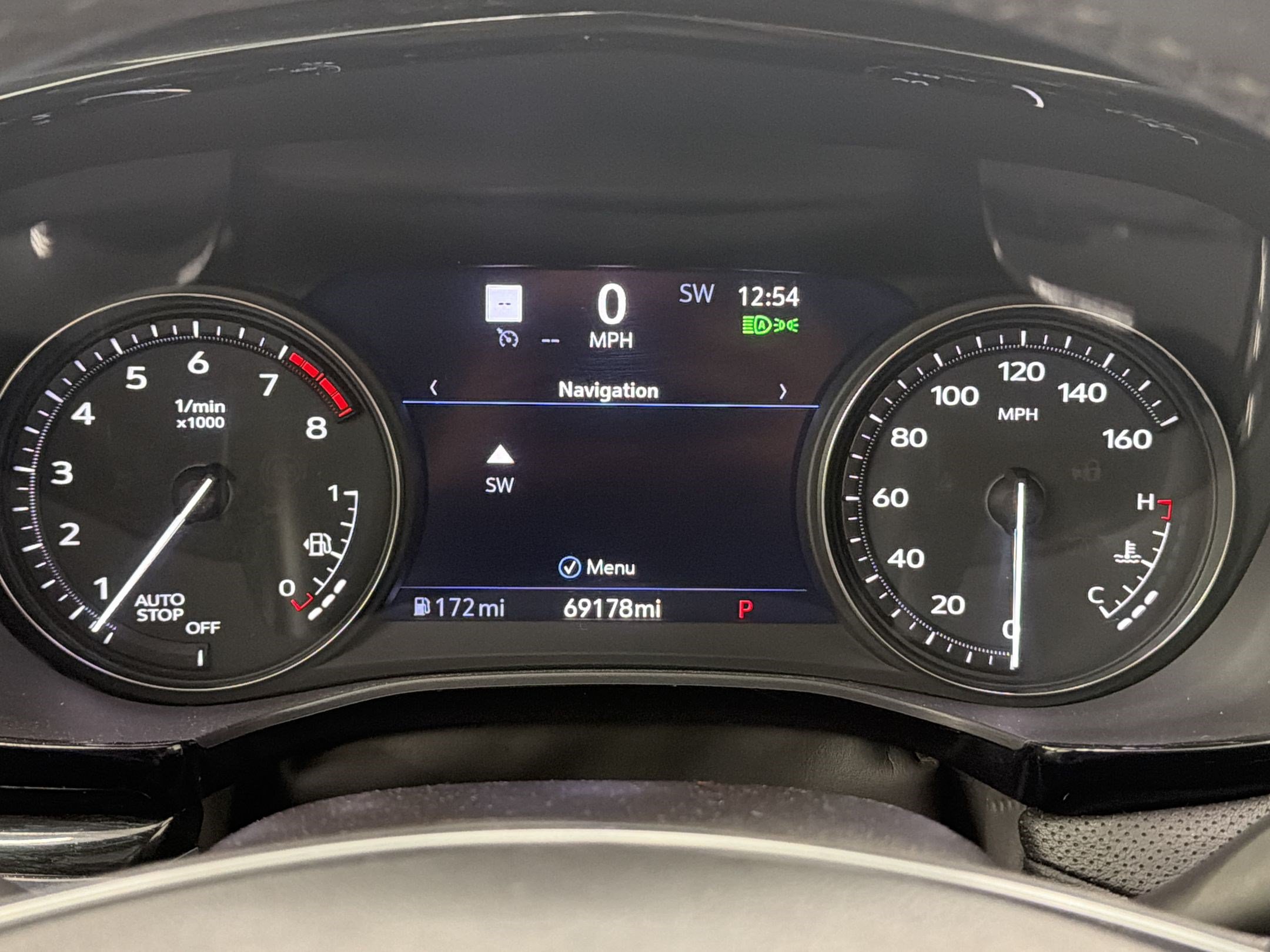 Used 2022 Cadillac XT5 Premium Luxury w/ Technology Package FWD image 24