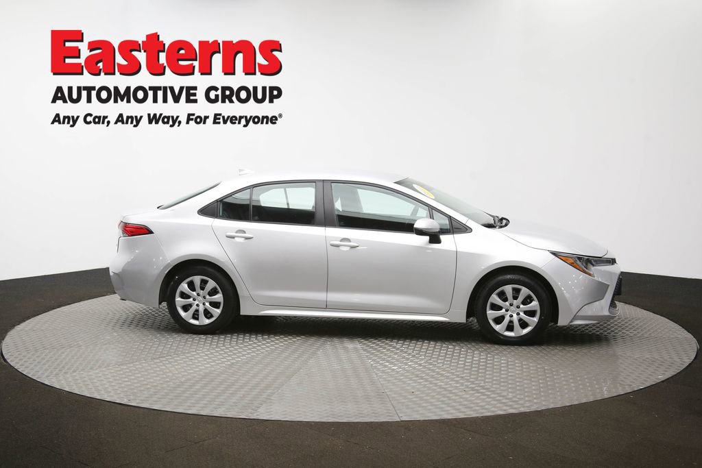 Used 2022 Toyota Corolla LE image 46