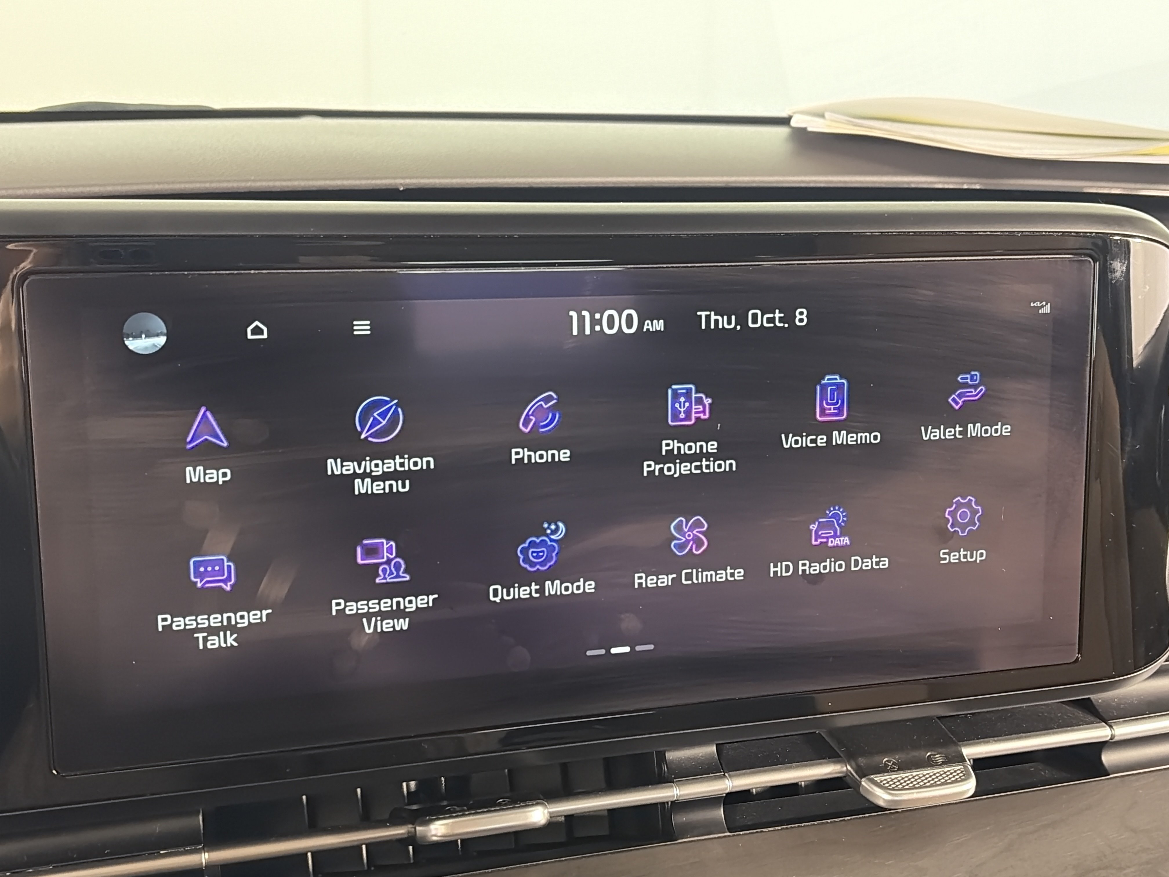 Certified 2023 Kia Carnival EX FWD image 18