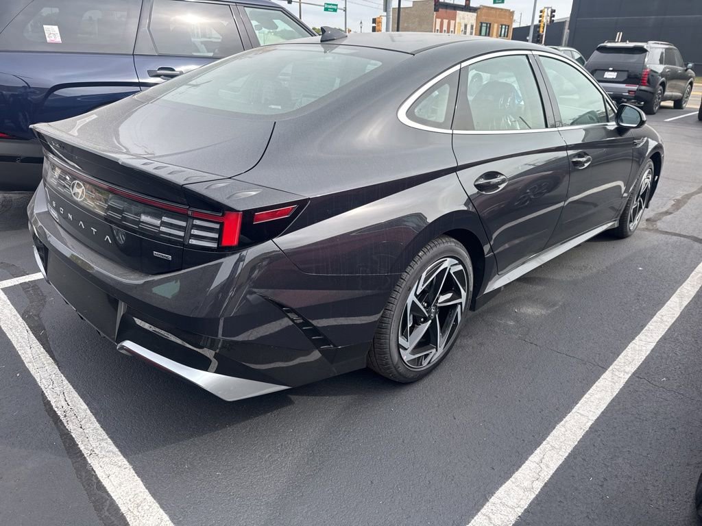 New 2026 Hyundai Sonata SEL image 3
