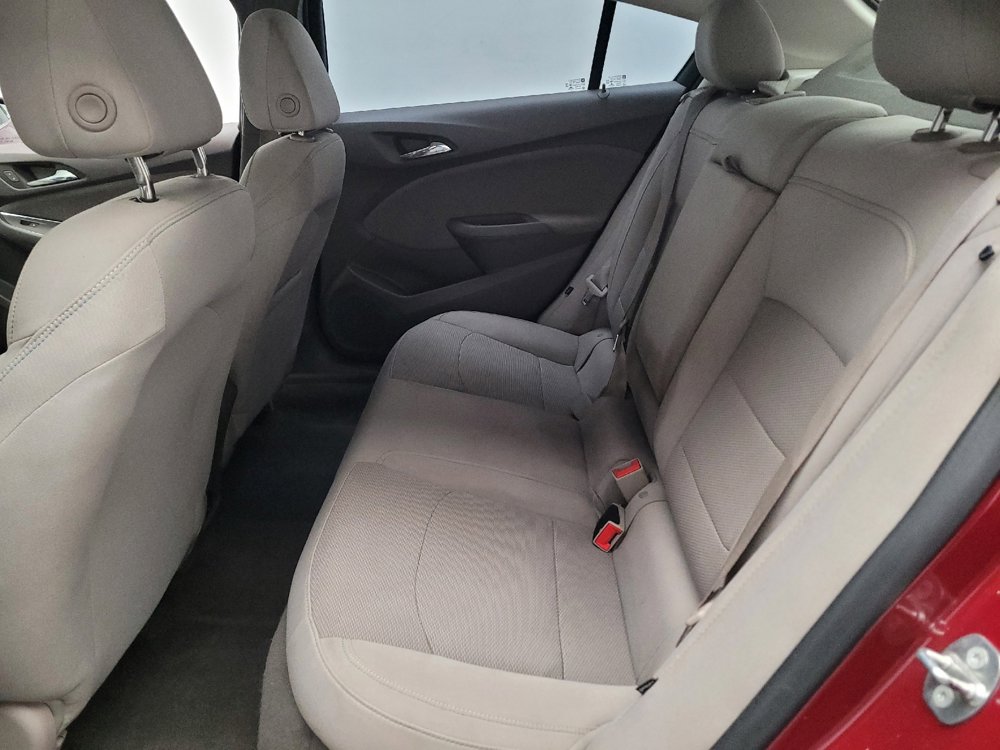 Used 2018 Chevrolet Cruze LT w/ Convenience Package image 18