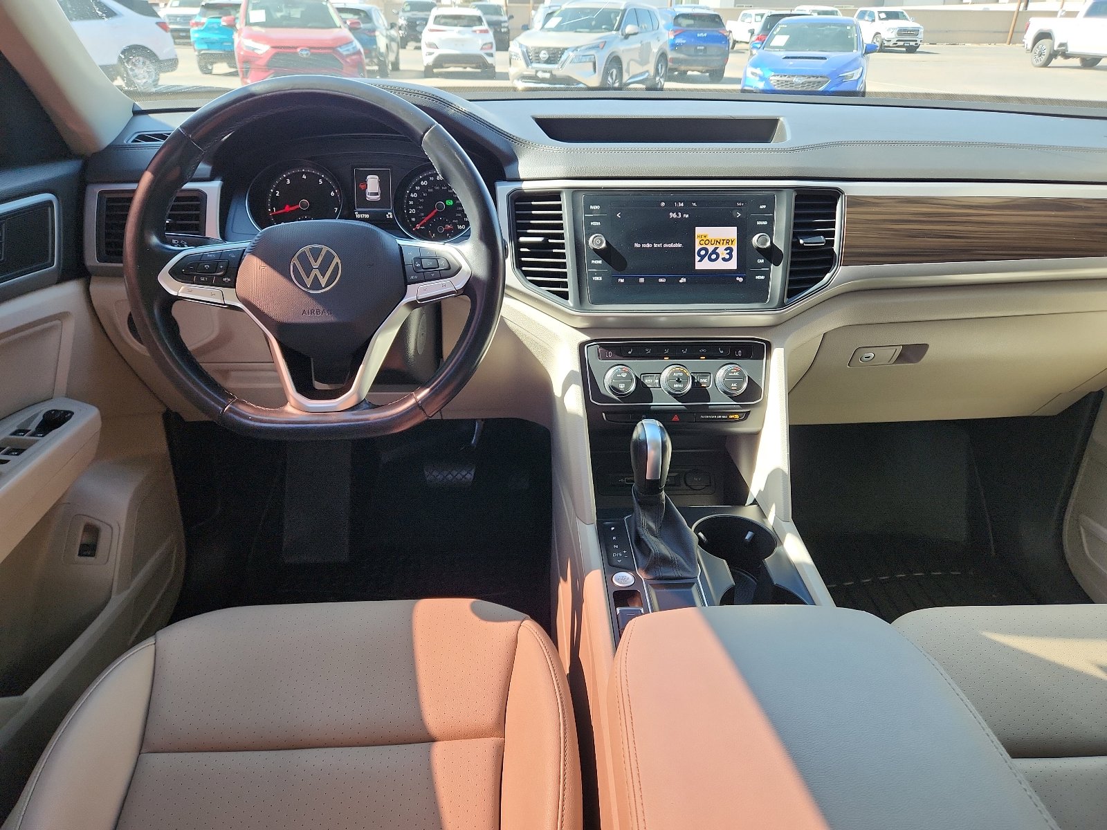 Used 2021 Volkswagen Atlas SE w/ Panoramic Sunroof Package image 10