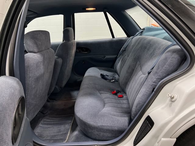 Used 1995 Oldsmobile Cutlass Supreme SL image 16