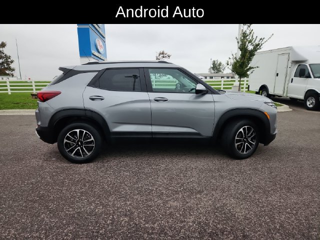 Used 2025 Chevrolet TrailBlazer LT AWD/4WD image 10