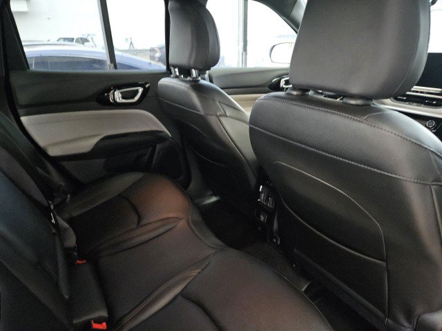 Used 2024 Jeep Compass Limited AWD/4WD image 12
