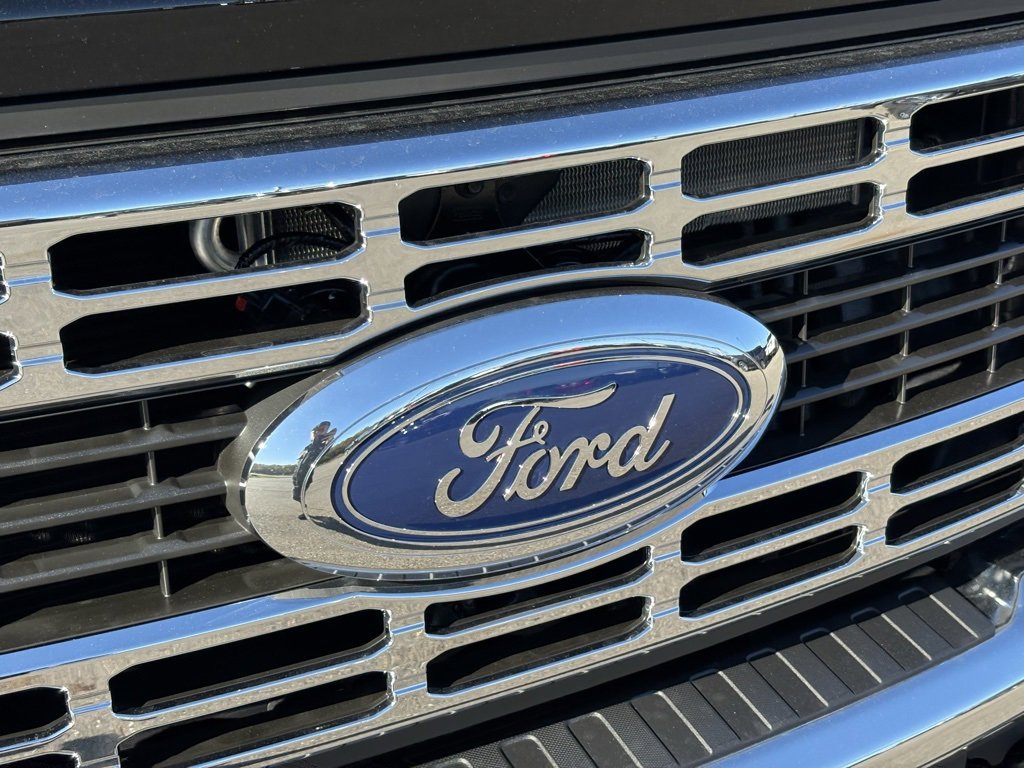 New 2026 Ford F350 XLT w/ FX4 Off-Road Package AWD/4WD image 9