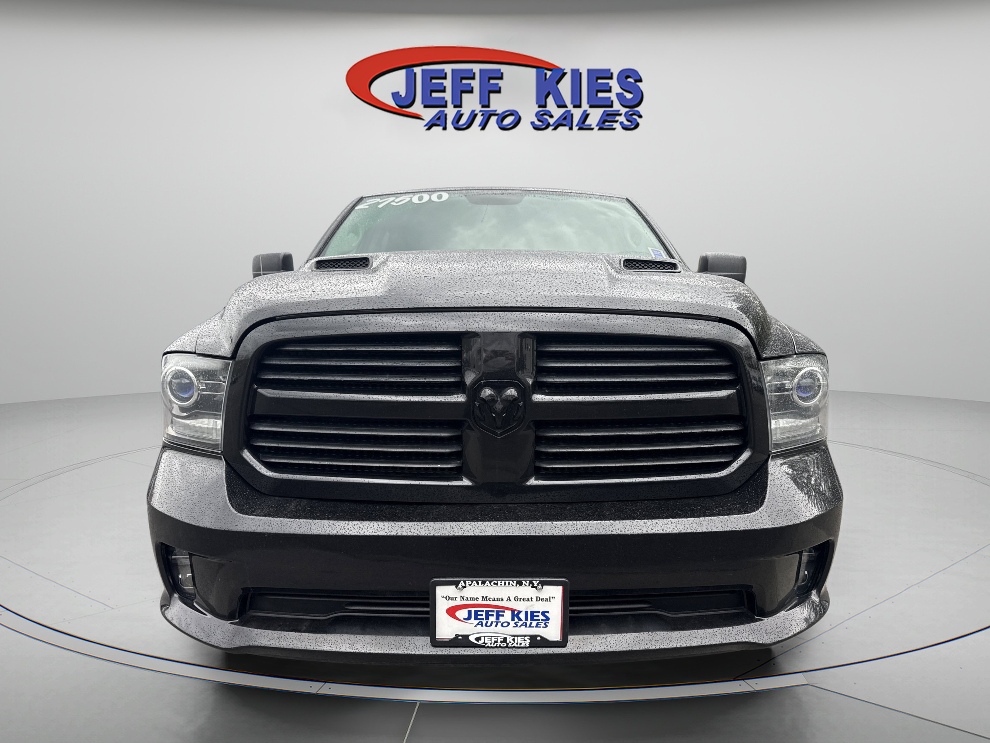 Used 2017 RAM 1500 Sport w/ Black Ram 1500 Sport Group AWD/4WD image 2