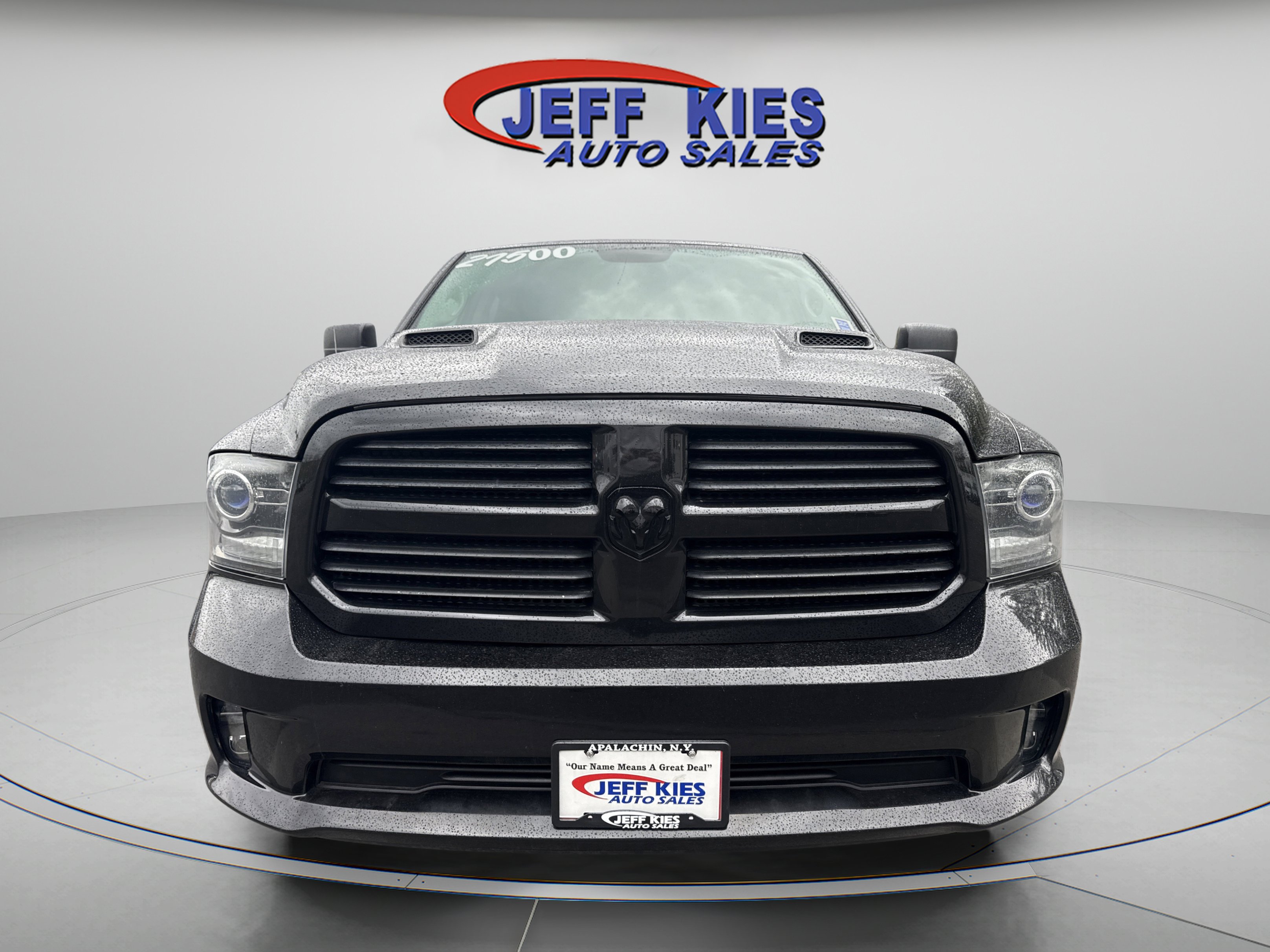 Used 2017 RAM 1500 Sport w/ Black Ram 1500 Sport Group AWD/4WD image 2
