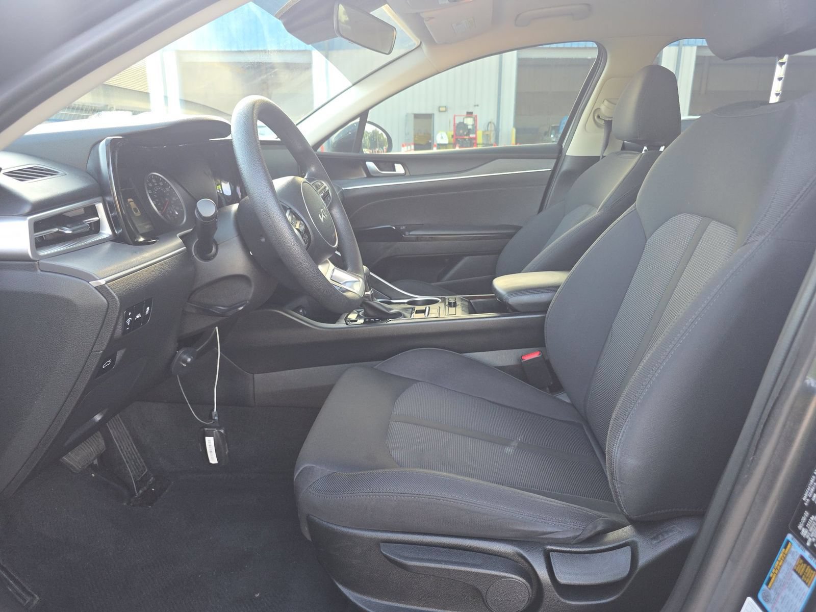 Used 2023 Kia K5 LXS FWD image 3