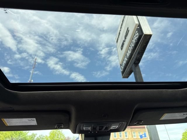 Used 2022 GMC Sierra 1500 AT4X AWD/4WD image 14