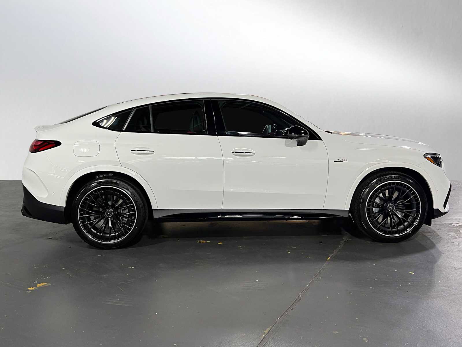 New 2026 Mercedes-Benz GLC 43 AMG 4MATIC Coupe image 2