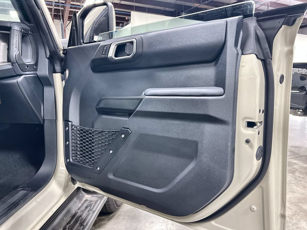 Used 2025 Ford Bronco Outer Banks AWD/4WD image 31