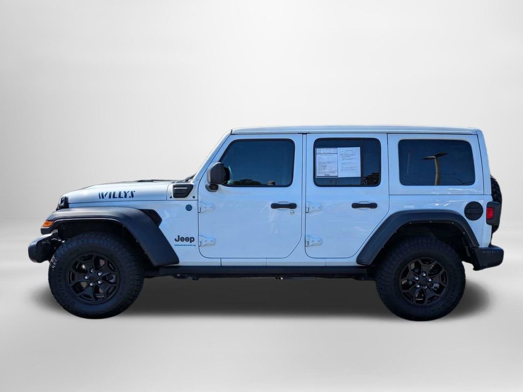 Used 2023 Jeep Wrangler Unlimited w/ Sun & Screen Package AWD/4WD image 7