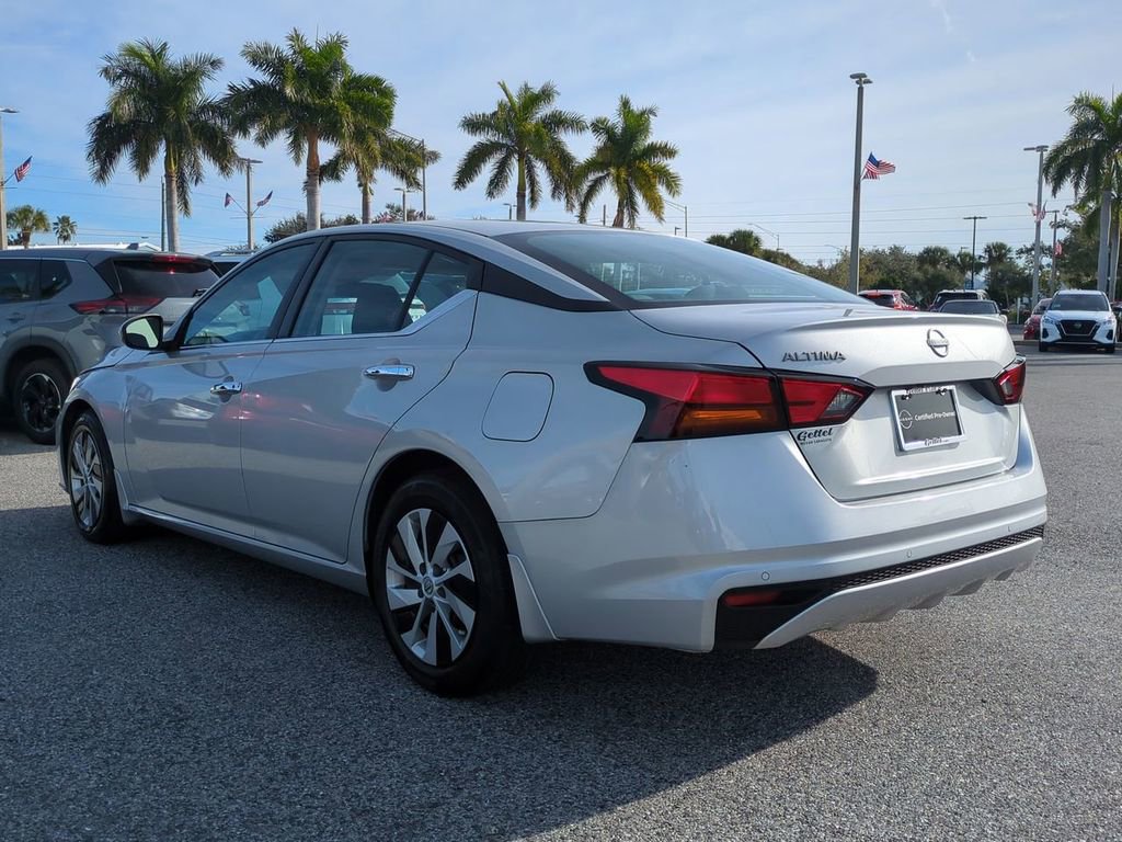 Used 2023 Nissan Altima 2.5 S image 7