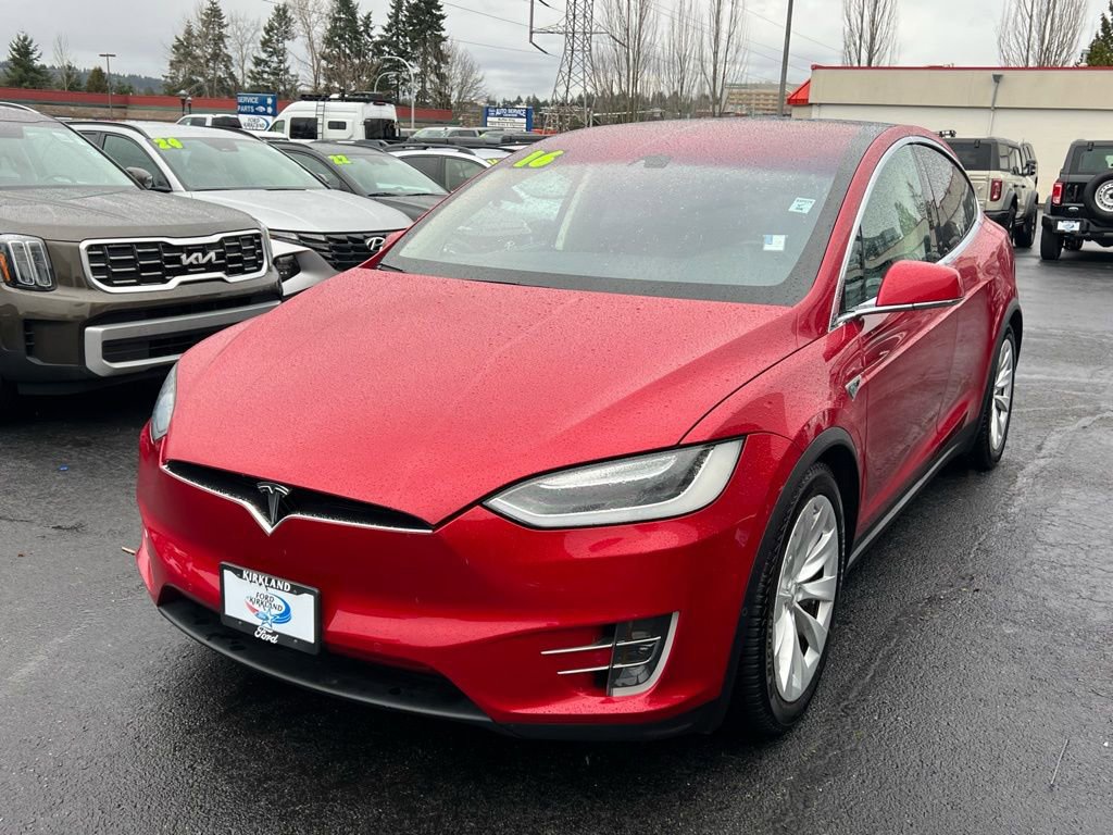 Used 2016 Tesla Model X 90D AWD/4WD image 5
