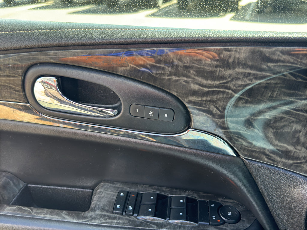 Used 2014 Buick Enclave Leather AWD/4WD image 22