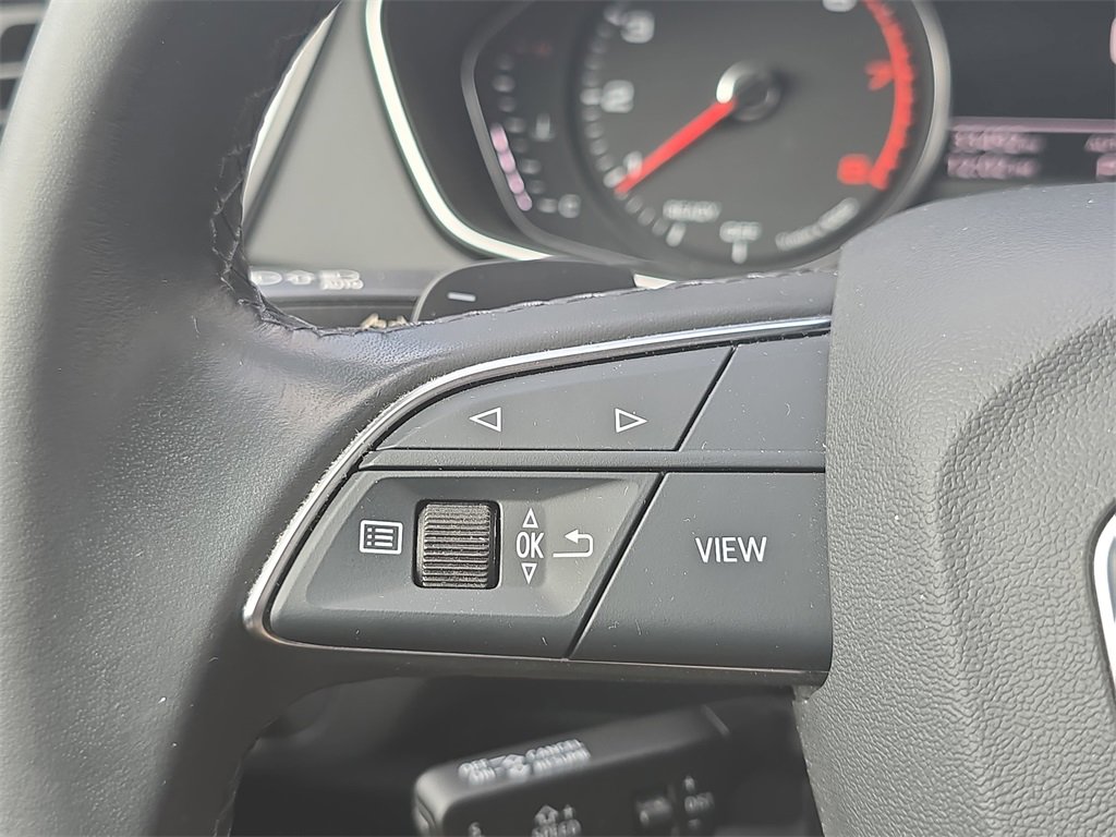 Used 2023 Audi Q5 2.0T Premium w/ Convenience Package image 17