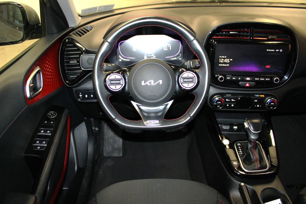 Used 2023 Kia Soul GT-Line FWD image 13