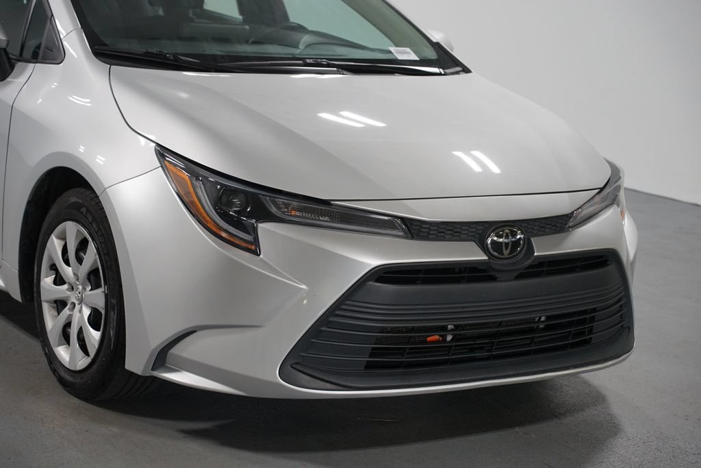 Certified 2024 Toyota Corolla LE FWD image 4