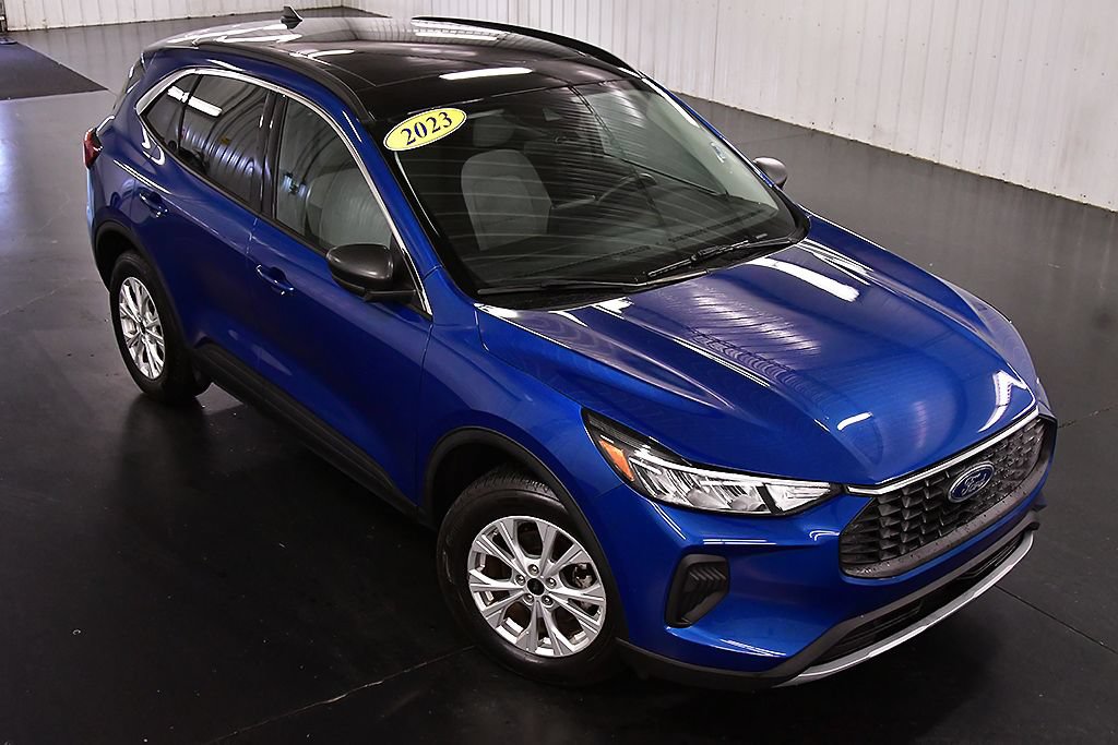 Used 2023 Ford Escape Active AWD/4WD image 14