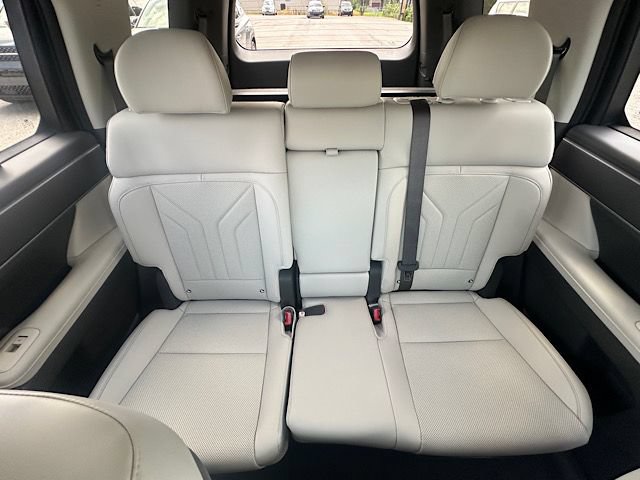 New 2026 Hyundai Santa Fe SEL AWD/4WD image 15
