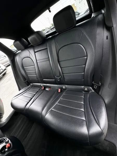 Used 2019 Mercedes-Benz GLC 300 4MATIC image 21