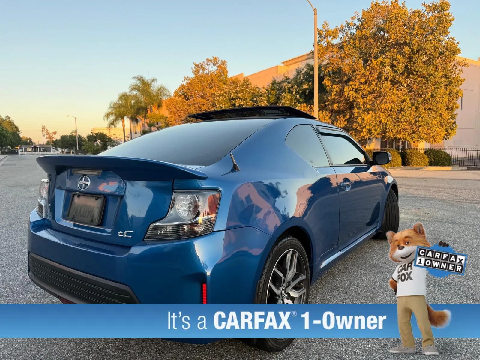 Used 2015 Scion tC FWD image 5