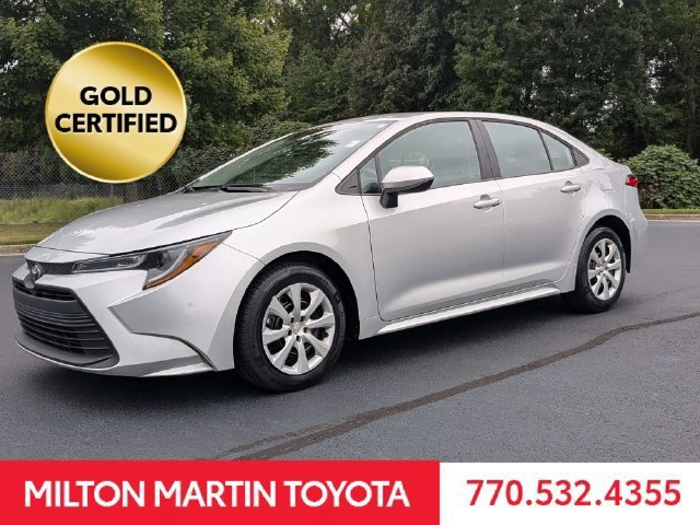 Certified 2025 Toyota Corolla LE FWD image 5