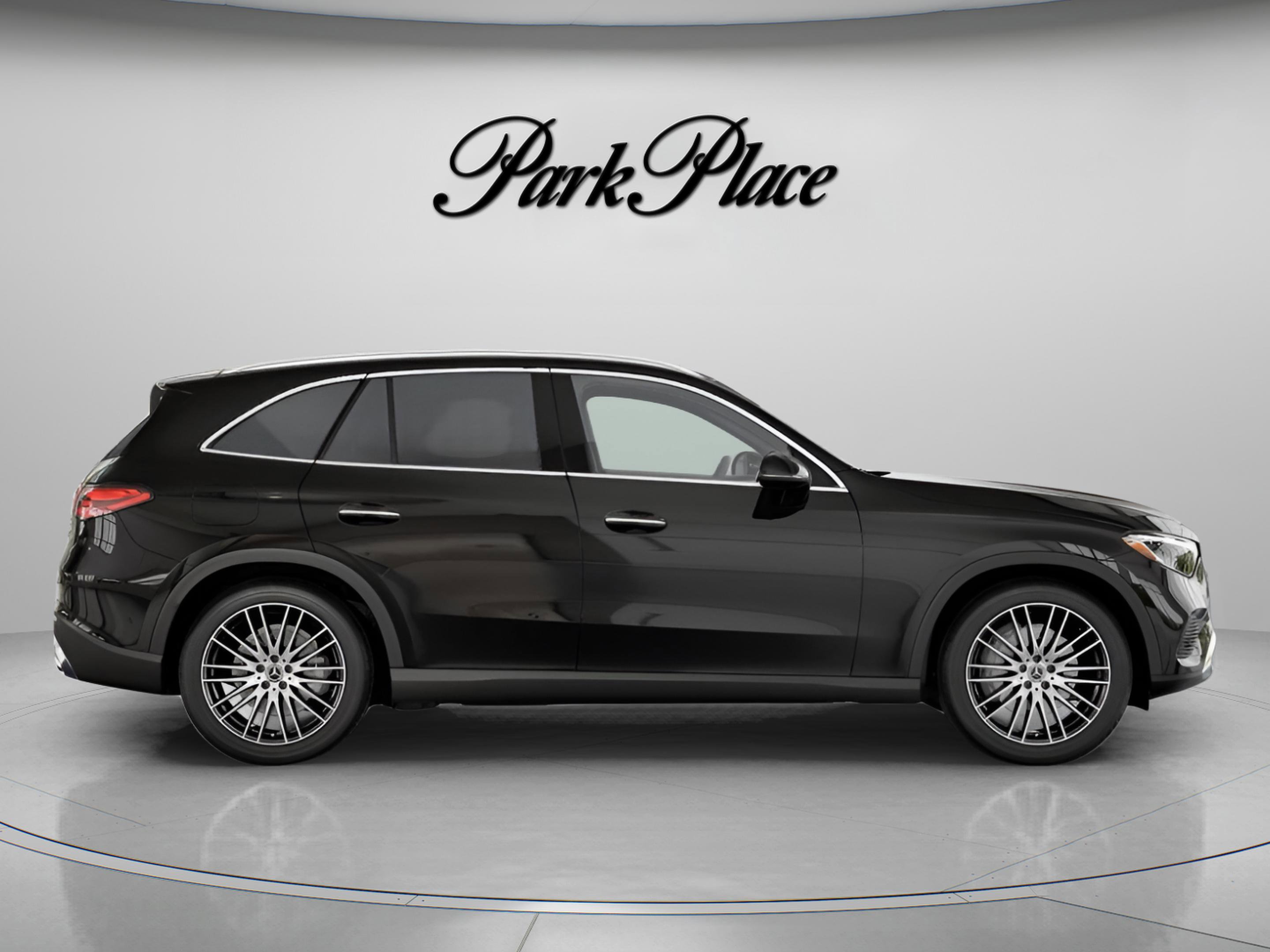 Used 2023 Mercedes-Benz GLC 300 image 28