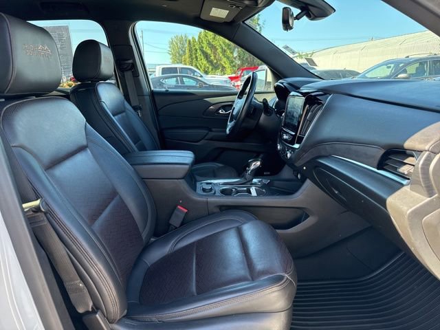 Used 2022 Chevrolet Traverse High Country w/ LPO, 'HIT The Road' Package AWD/4WD image 11