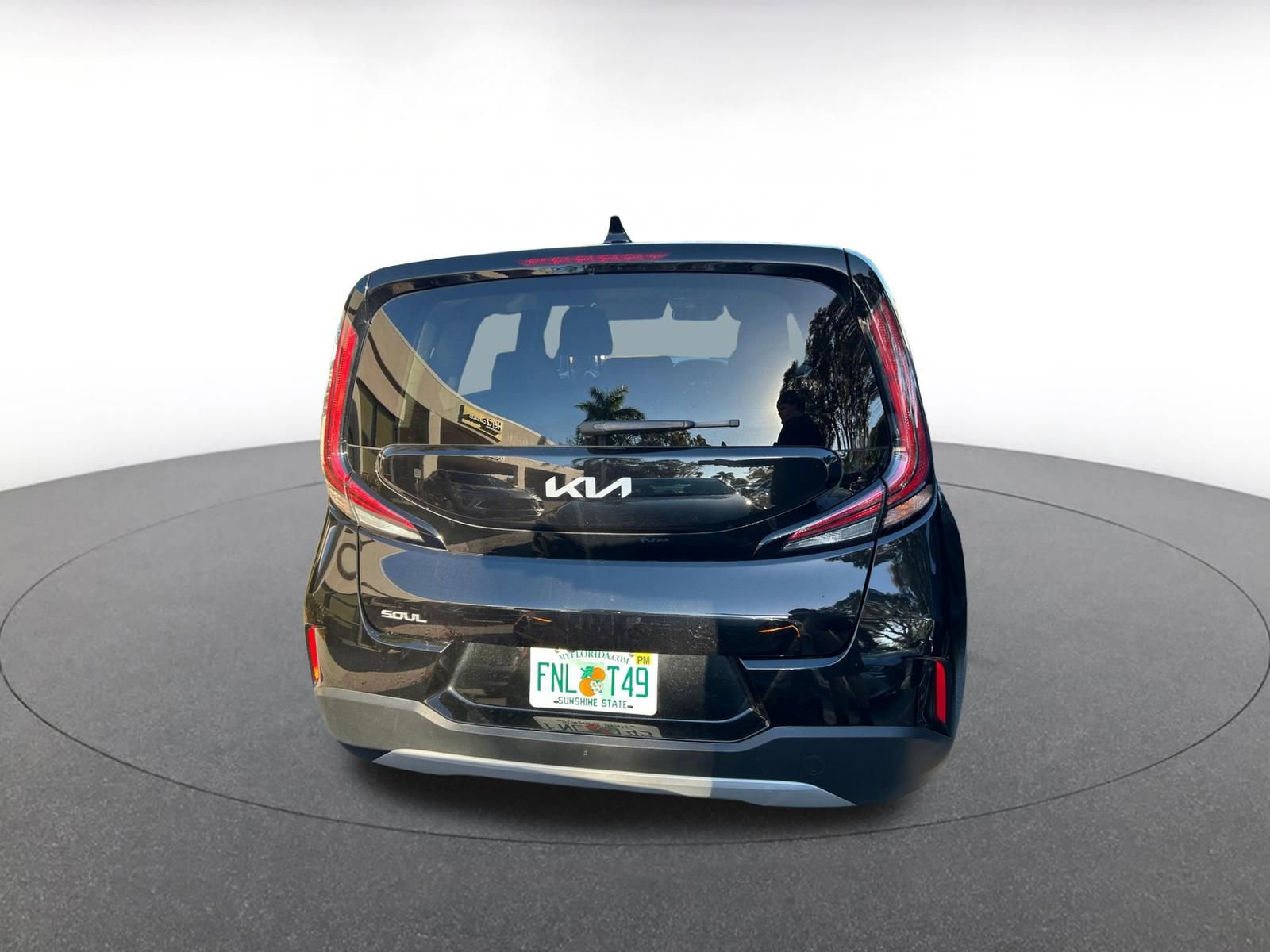 Used 2025 Kia Soul LX w/ LX Technology Package image 6