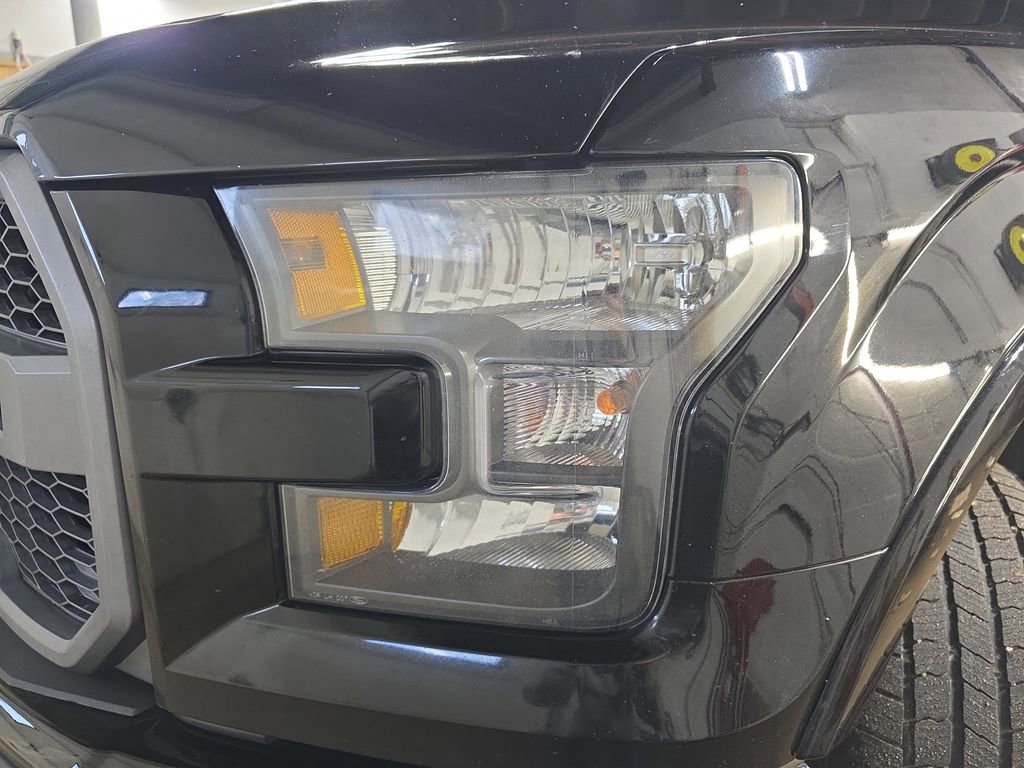 Used 2017 Ford F150 XLT w/ Equipment Group 302A Luxury image 29