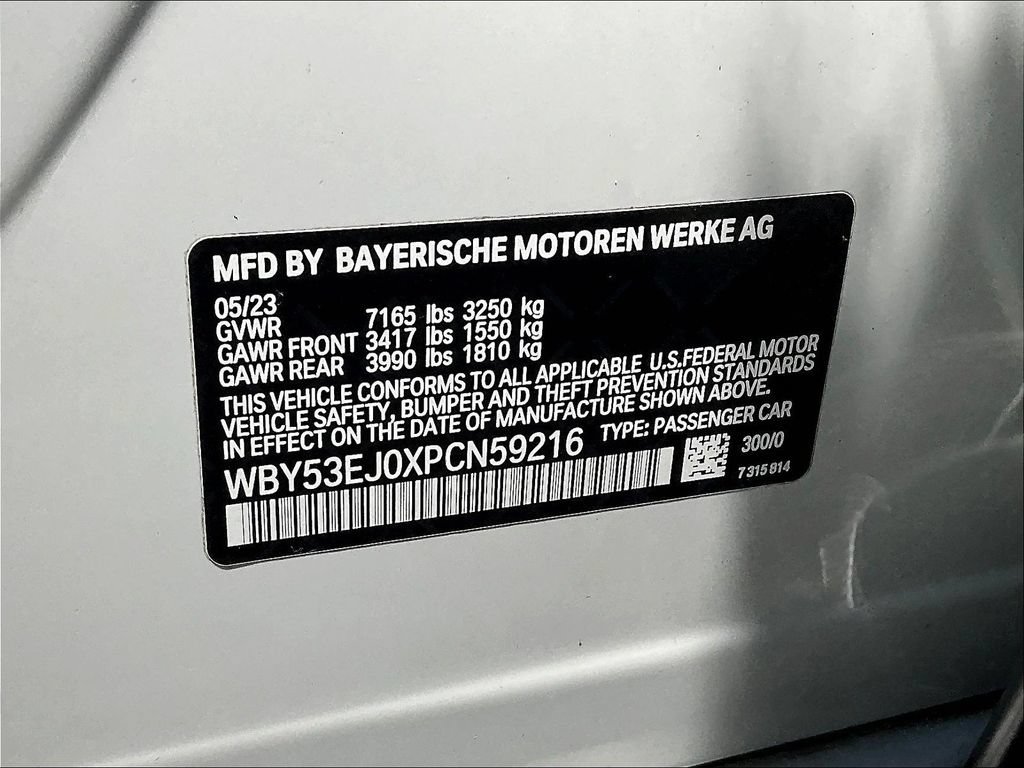 Used 2023 BMW i7 xDrive60 AWD/4WD image 18