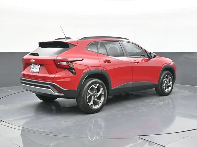 New 2026 Chevrolet Trax LT w/ Sunroof Package FWD image 10