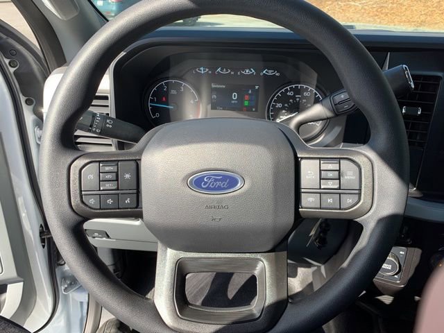 New 2026 Ford F550 4x4 Supercab Super Duty image 10