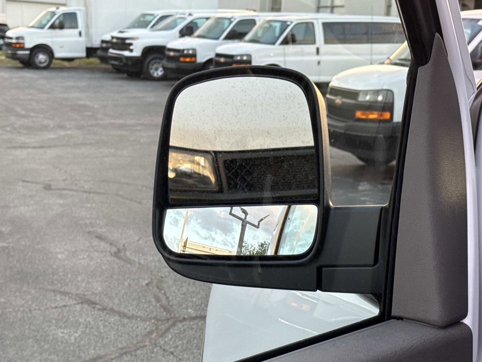 New 2026 Chevrolet Express 2500 w/ Driver Convenience Package RWD image 15