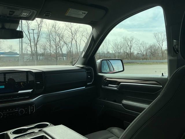 Used 2023 Chevrolet Silverado 1500 LT w/ Convenience Package II image 28