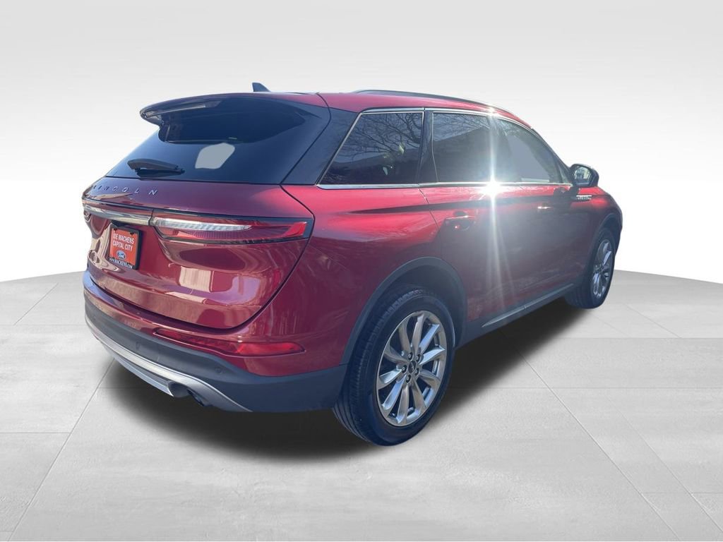 Used 2022 Lincoln Corsair AWD w/ Premium Package image 6