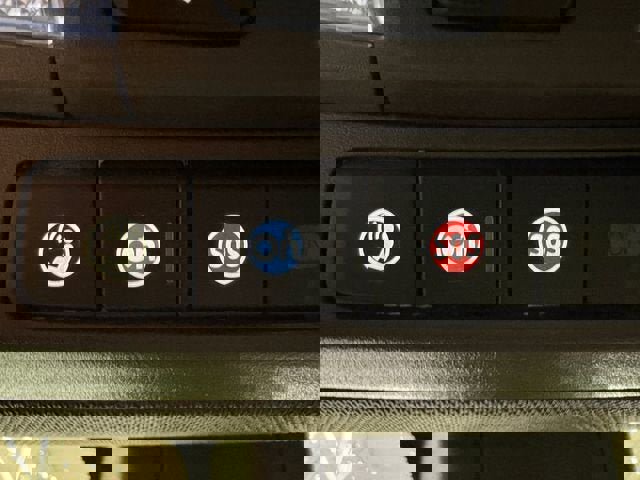 Used 2019 GMC Sierra 1500 SLT w/ SLT Premium Plus Package image 24