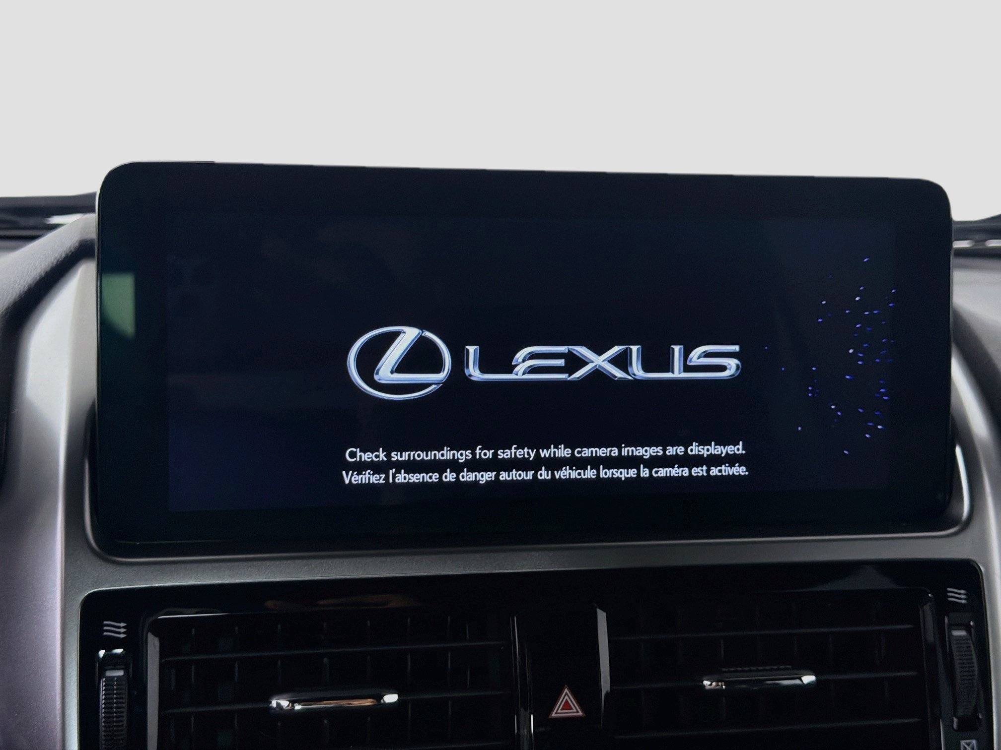 Used 2023 Lexus GX 460 Premium w/ Accessory Package AWD/4WD image 19