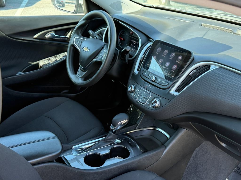 Used 2023 Chevrolet Malibu LT image 8