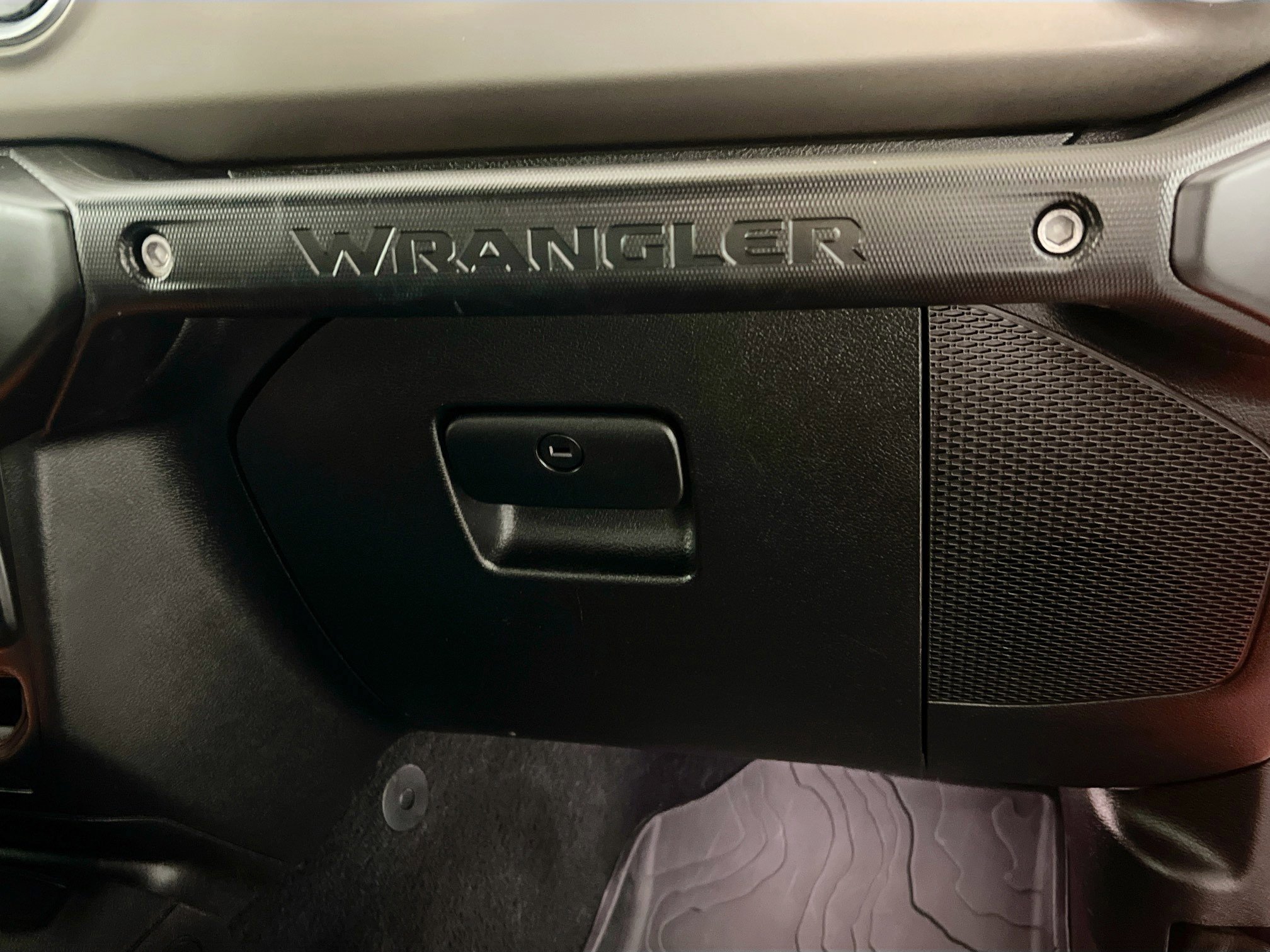 Used 2018 Jeep Wrangler Unlimited Rubicon w/ LED Lighting Group image 33