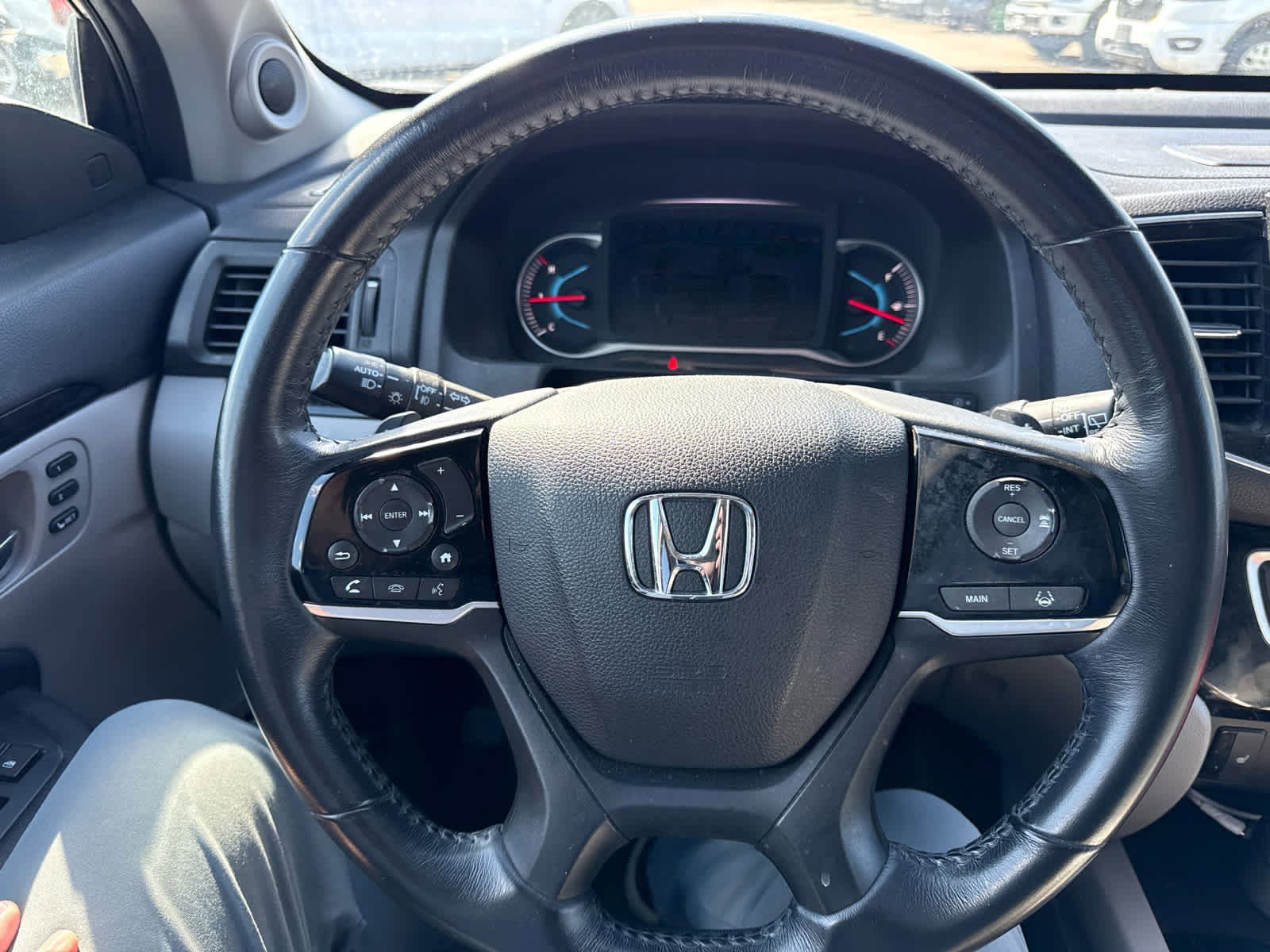 Used 2020 Honda Pilot Touring image 12