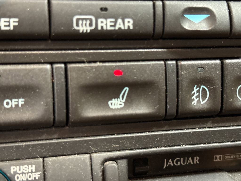 Used 2004 Jaguar XK8 Convertible RWD image 13