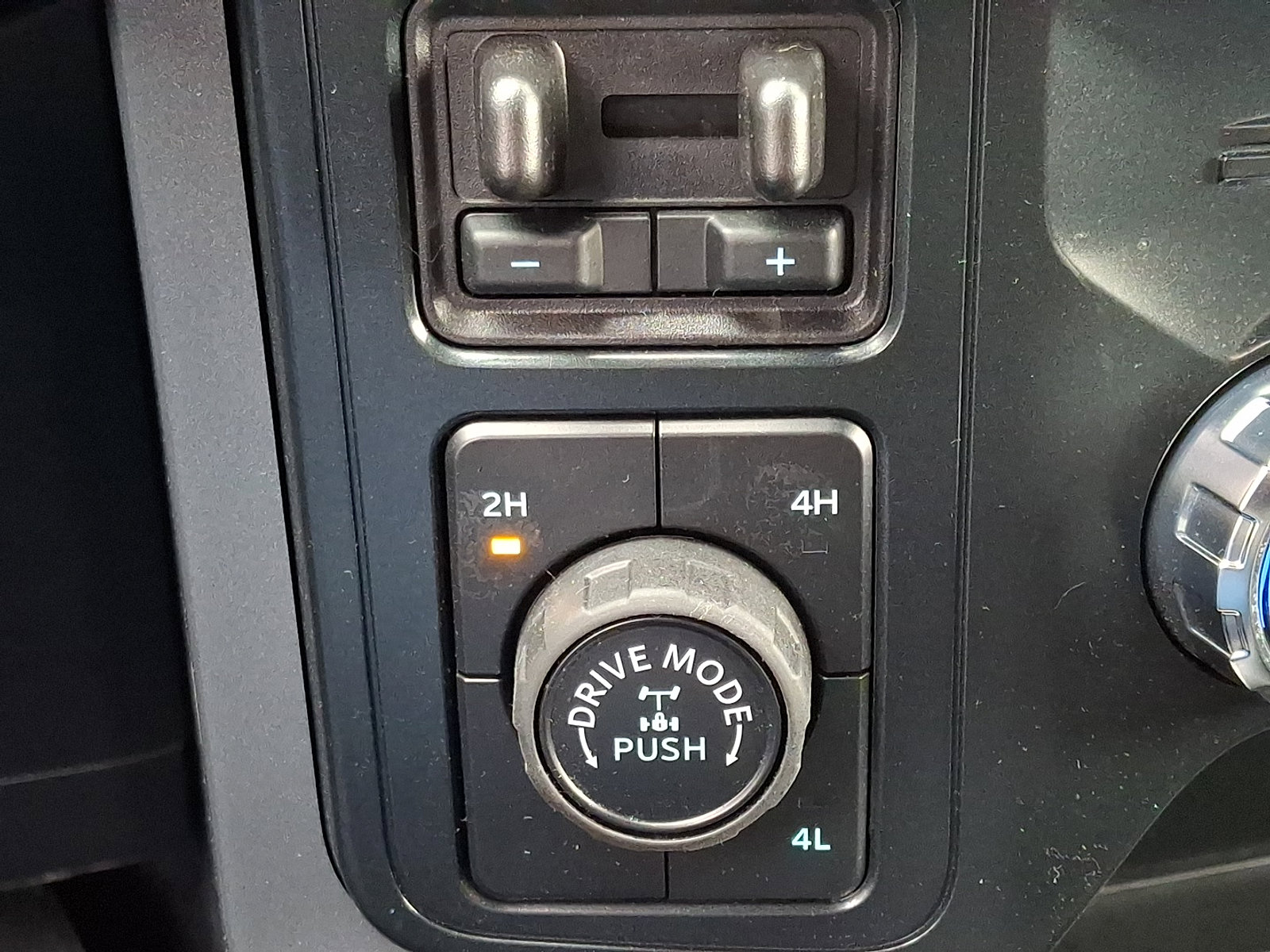 Certified 2025 Ford F150 XLT w/ Equipment Group 302A MID image 25