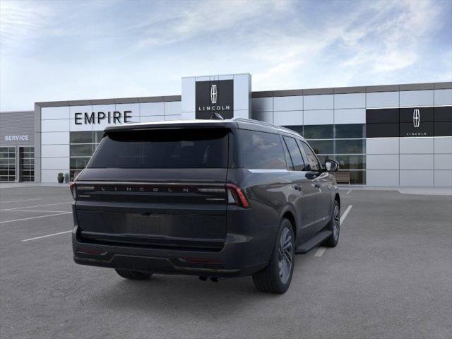 New 2026 Lincoln Navigator L Premier AWD/4WD image 8