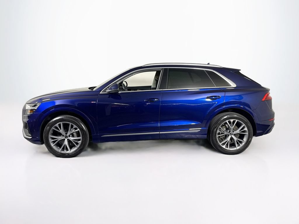 Used 2023 Audi Q8 Premium Plus AWD/4WD image 2
